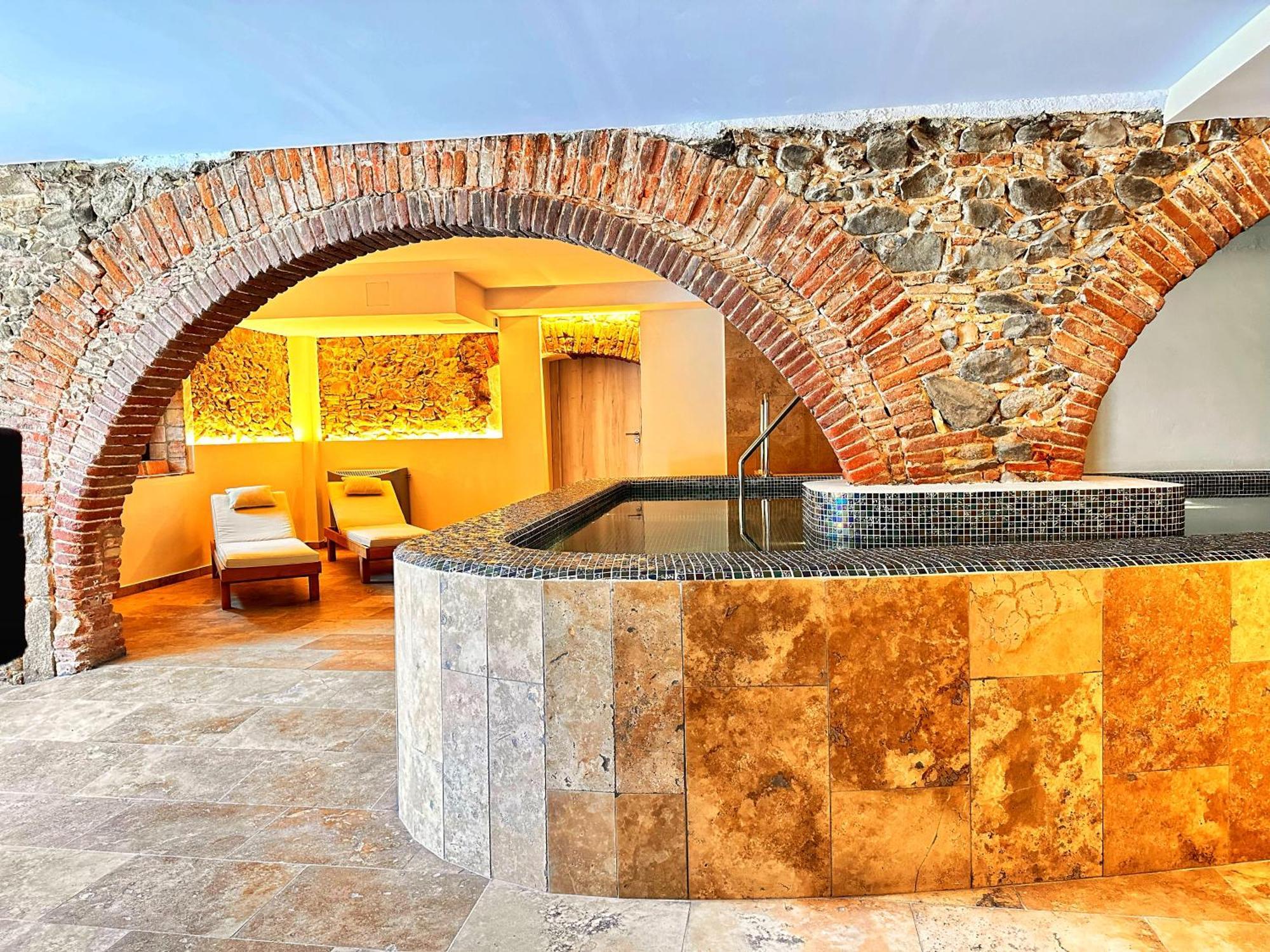 Boutique Hotel Comtal Empuries Roses Eksteriør bilde